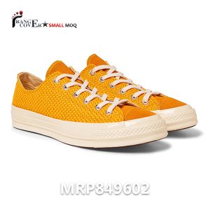 Canvas Low Top Sneakers (1)